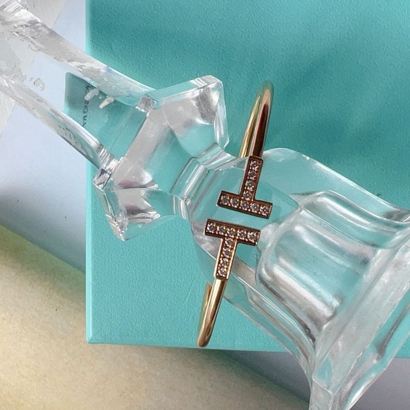 Tiffany & Co 18K Gold Diamond T Wire Bracelet S - Picture 3 of 4